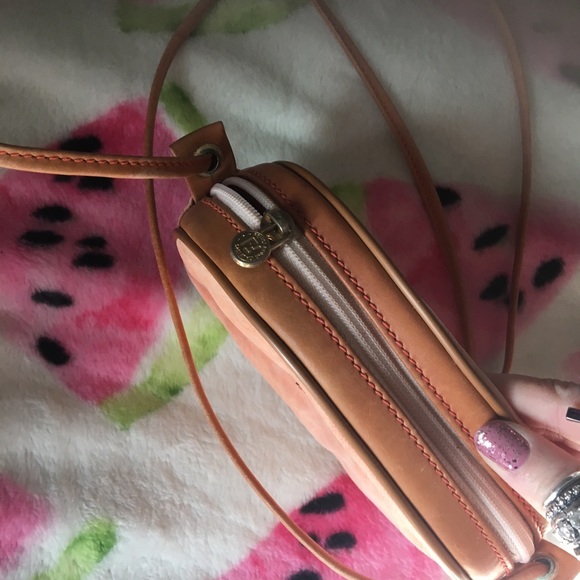 Fendi tie dye crossbody! In great condition - Picture 6 of 8